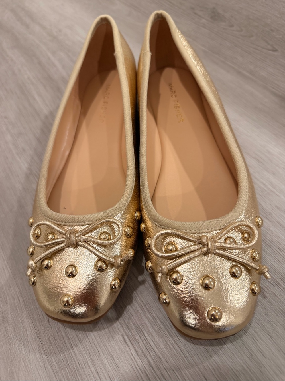 Marc Fisher Tempt Gold  Metallic Studded Ballet Flats Bow Balletcore Size 8